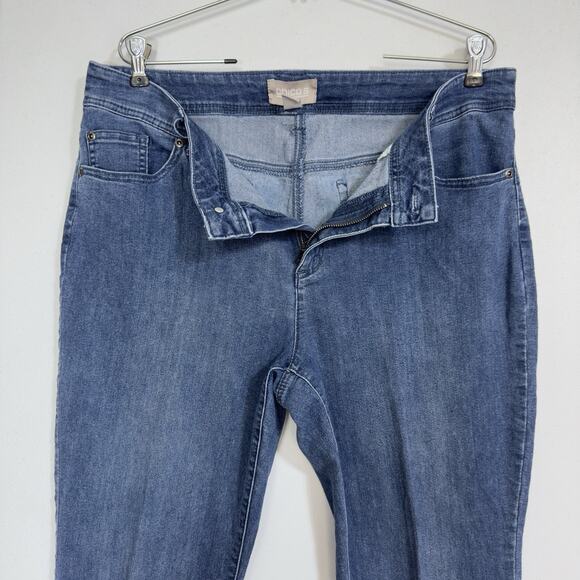 Chicos Straight Stretch Studded Jeans 2 (12) 36x29 Mid Rise/Wash Boho Girlfriend - Picture 5 of 9